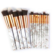 Set of 15 marbling makeup brushes